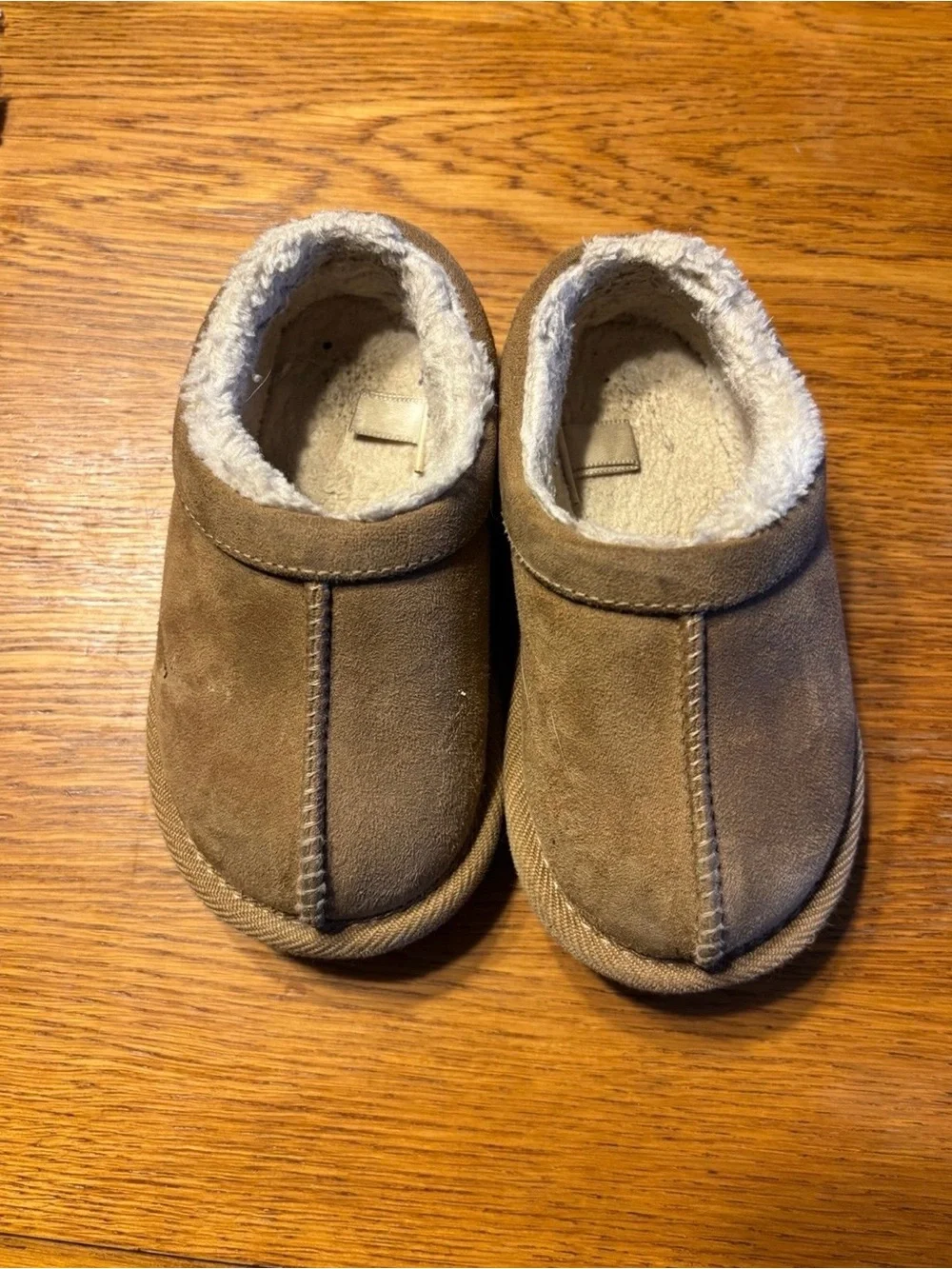 Kids Cozy Suede-Look Slipper in Brown